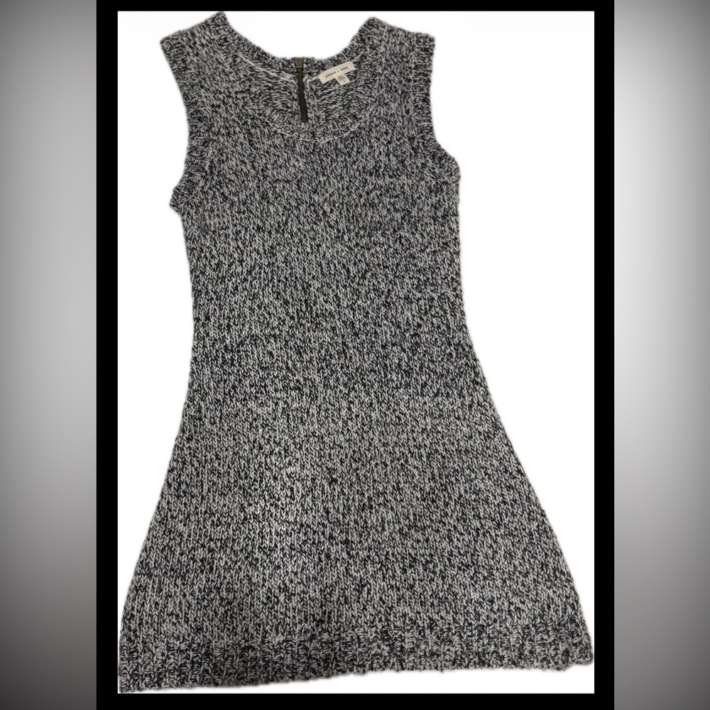 Silence + Noise Knit Tunic Sweater with Back Zipper